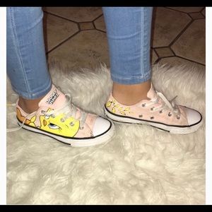 Tweety bird converse